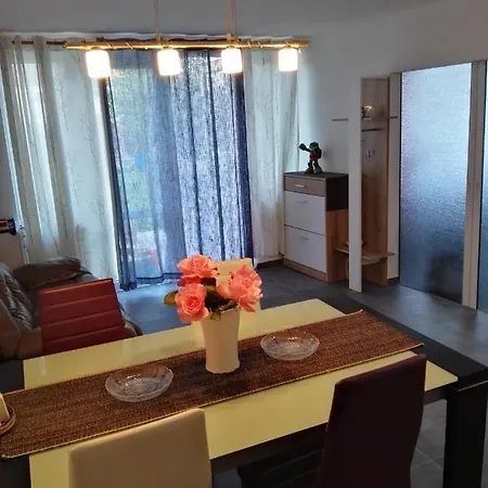 полина Case de vacanță *