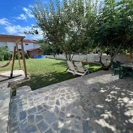 полина Holiday home